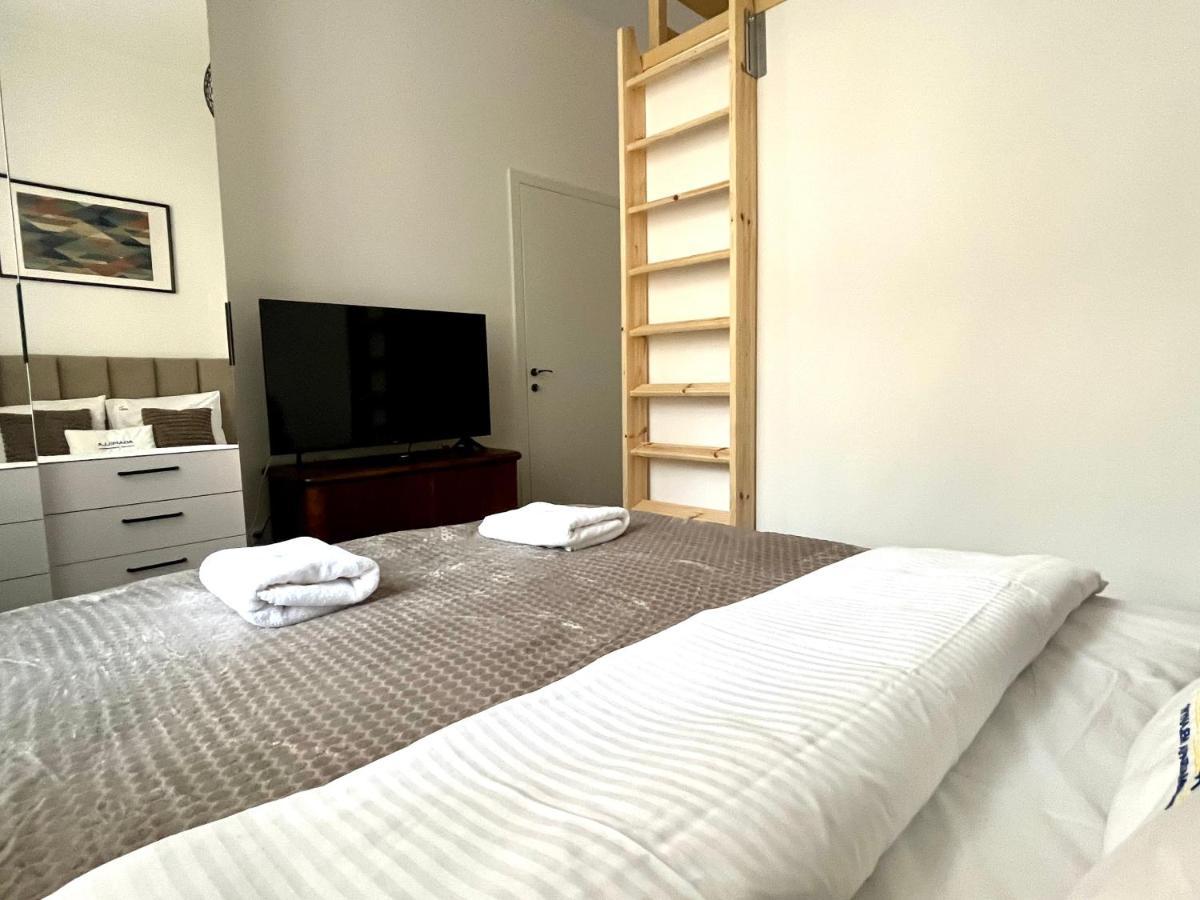 Agapella Apartamenty- Apartament Fiszera 500M From The Beach, Free Parking Sopot Kültér fotó